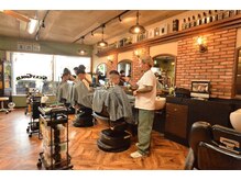 ノア 屋富祖店(Noah)の雰囲気（暖色の雰囲気で会話を楽しみながらアットホームな空間で迎えます）