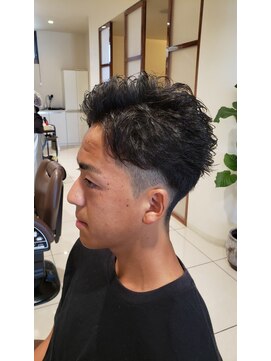 ルシードスタイルプラス(LUCIDO STYLE plus) メンズ/ビジネス/ニュアンスパーマ/韓国風/四街道