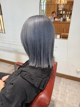 ルシュカイチマルニ(Rasca102) Rasca◇ブルーシルバー　アッシュカラー　ブリーチオンカラー