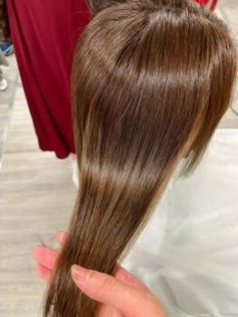 オルヘアー(Olu'hair)の写真/【網干駅徒歩3分】白髪染めだけでなく、カラーを楽しむstyleを提案!うねりや広がりを抑え、艶髪へ導きます*