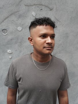 メンズグルーミングナンバーナイン(MEN'S GROOMING NUMBER NINE) メンズ/バーバー/メンズカット/フェード/ツイストスパイラル