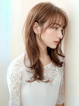 ダブルバイグリッター(W by GRITTERs) ベージュカラー 顔周りカット レイヤーカット 髪質改善 20代