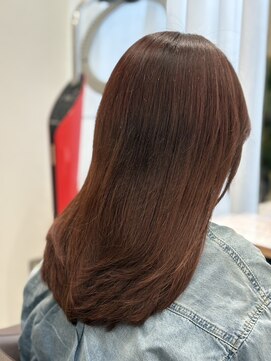 ウイ バイ ファースト 北四番丁店(u'i by first) 胸元くらいの長さのロングヘアスタイル