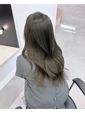 イオエ 西梅田(ioe) ブリーチなしカラー／髪質改善/ミルクティーベージュ/小顔へア