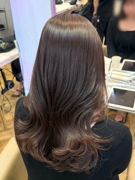 ロンド フィーユ(Lond fille) 暗めカラー/韓国風巻き/レイヤーカット/髪質改善/縮毛矯正/銀座