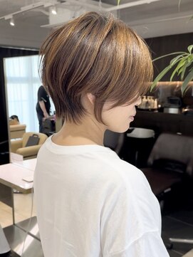 バンプ ギンザ(BUMP GINZA) 30代40代50代ショート白髪ぼかし銀座丸みくびれ井