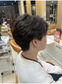 社会人◎清潔感センターパートフェザーパーマ