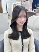 ロンドシエル 横浜(Lond ciel)&nbsp;チャコール/オリーブグレー/レイヤーカット小顔顔周り韓国横浜