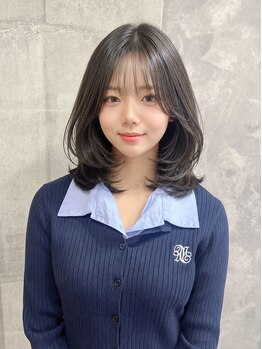 シャス(SHAS.)の写真/【天六徒歩30秒】"再現性×持続性でお家でもスタイリングが簡単に♪伸びてきても扱いやすさ抜群のカット！