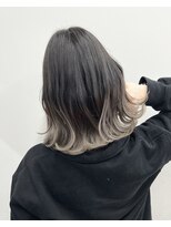 フローラバイシエスタ 池袋(Flora by siesta)&nbsp;ホワイトシルバーグラデーション