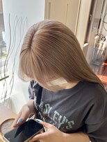 トト 船橋店(toto.)&nbsp;◇レイヤーウルフショートボブミルクティーベージュ[船橋]