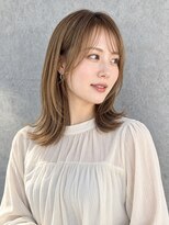 サニー(Sunny) レイヤーミディアム×ハイライト×ミルクティーベージュ