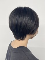 ビルド(build) 【小顔補正立体カット】束感ショート/新越谷 南越谷