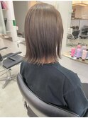 グレージュ×外ハネボブ