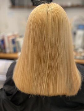 ヘアー イコラ(Hair Ikora) ブリーチ