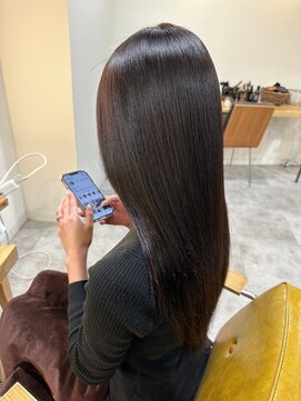 ロロネー 三国(Lolonois) 美髪ストレート