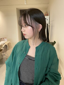 ミッシュバイアーバン(misch by urban.) 切りっぱなしボブ/イヤリングカラー/YU