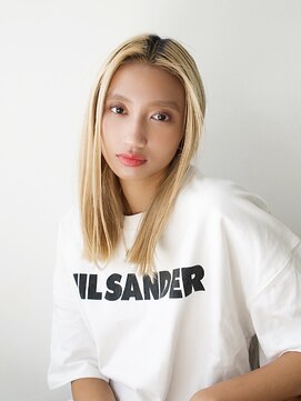 ファーレ ツルミ(Fare tsurumi) ミディアムレイヤー 美髪 透明感 イメチェン くびれ 髪質改善