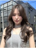 T153レイヤーカット韓国ヘア透明感ミルクティーくびれヘア表参道