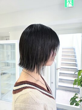 モッチ(mocci) ぱつっとボブ