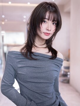 ケアリー 流山おおたかの森(Carelly) デザインカラー/レイヤーカット/ウェットヘア/オリーブベージュ