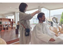 ファンタ(Fanta)の雰囲気（白を基調とした清潔感のある店内でゆったりと過ごせます♪）