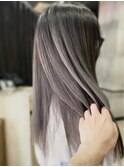 ハイライトカラーミルクティーベージュレイヤーカット