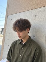 ノーマ(no-ma)&nbsp;【センターパート】直毛・毛流れが出にくい方に