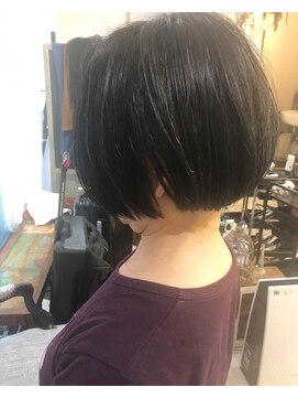 ヘアーアンドアトリエ マール(Hair&Atelier Marl) 【Marl】顎ラインのショートボブ♪