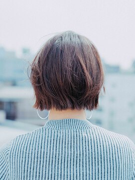 イコール バイ プロデュース 町田駅前店(equal by Produce) 大人小顔ショートボブ
