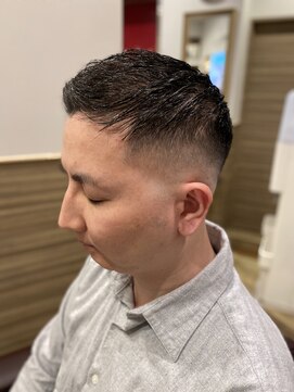 銀座マツナガ 神田店 男らしさ◎黒髪短髪ジェルセットスキンフェード大人かっこいい