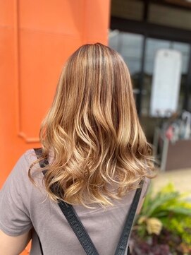 エルベ 千波店(elve) summer color