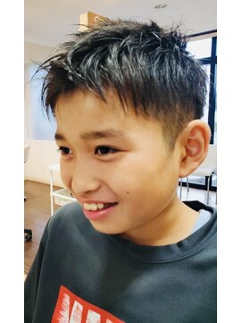 エスフィール 柳生店(S.feel) ツーブロック