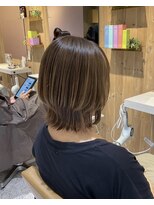 コク(koku) 外はねレイヤー｜ナチュラル・カジュアル