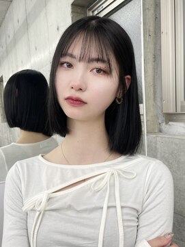 エヌアイ オモテサンドウ(ni omotesando) 韓国風タッセルカット/ブルーブラック/黒髪ボブ 上野