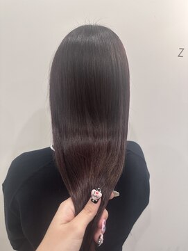 ゼストララ(ZEST Lara) ワンカラーでワインレッド