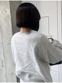 プツッと切りっぱなしボブ