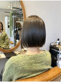 オリーブグレージュ/切りっぱなしボブ