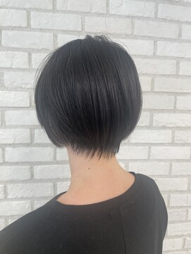 アッシュ 稲田堤店(Ash) 丸みショートボブ