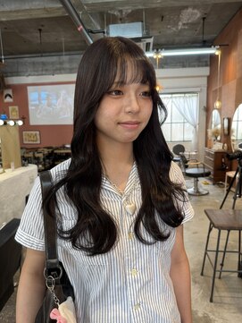 チャプター 問屋町(chapter) 透明感ケアカラーダークブラウン顔まわりレイヤーカット韓国ヘア