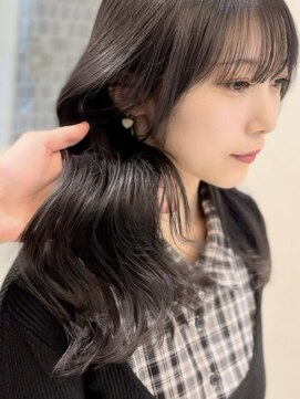 柔らか質感のグレージュカラー