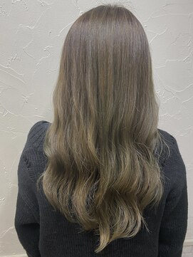 シュリット(schritt) ロング　ブリーチなしくすみベージュカラー　UCHIDA