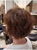 くせ毛を活かしたパーマ風スタイル