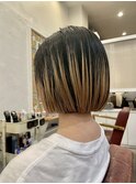 切りっぱなしボブ/グラデーションカラー/コンパクトボブ/日吉
