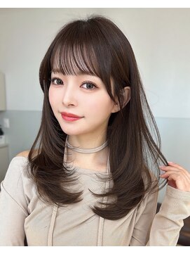 コア 銀座(COA) レイヤーカット 顔まわり前髪似合わせサイドバング小顔ヘア