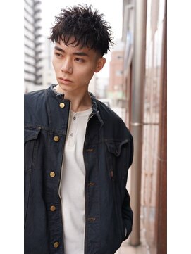 ロミーオム 本厚木(ROMMY. Homme) 刈り上げツーブロックアップバングショートパーマメンズヘア