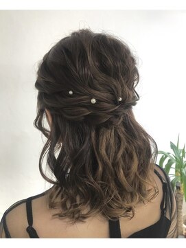 ヘアセットサロン クリアリティ(clarity) サイドまとめハーフアップ