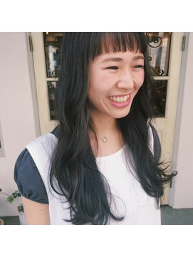 マウロア(MAULOA) “ 透明感カラーグレージュ＋ワイドバング ”鈴木ちさと