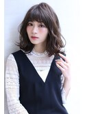 春らしさ溢れるウェーブボブ