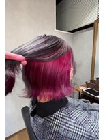 ビスイル 秋葉原店(Vis ill) インナーカラー/ピンク/透明感/透け感カラー/波巻き/ミニボブ